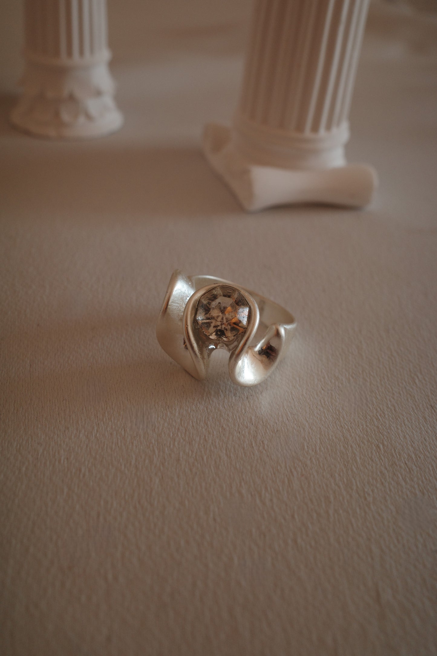 【COFFRET】フリルピアス＆リング