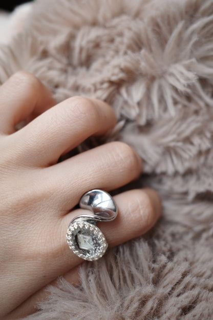 [2点]水籠り(flower frill)