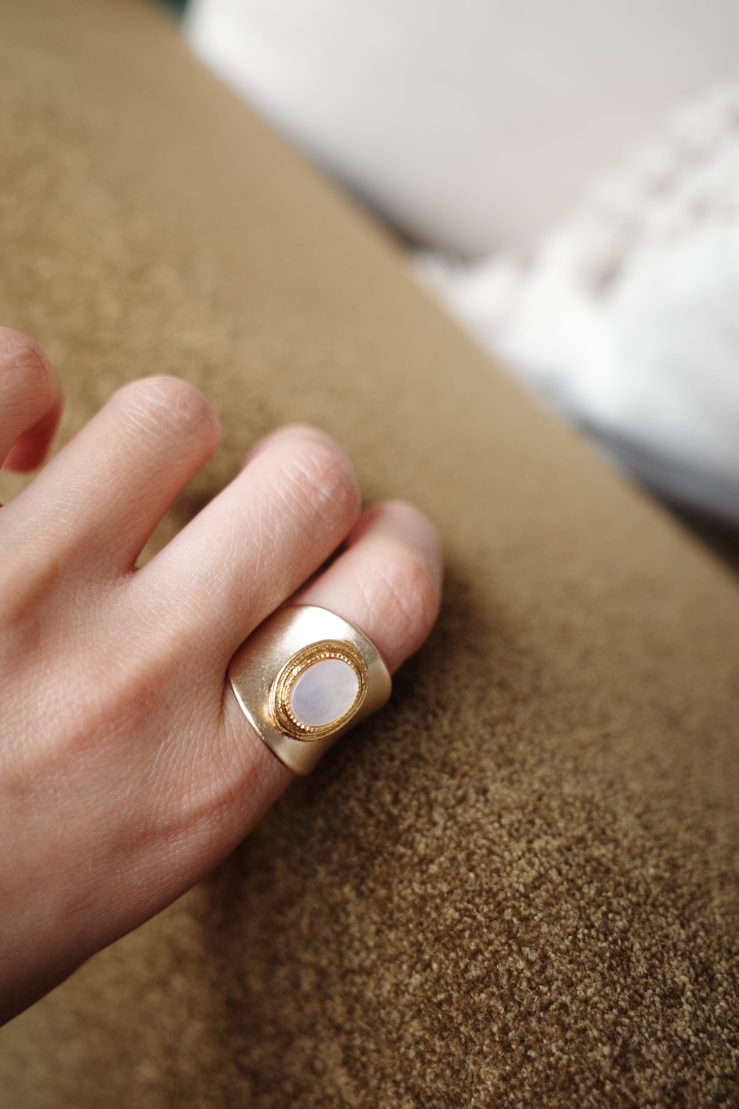 [各1点]truffle(トリュフ)