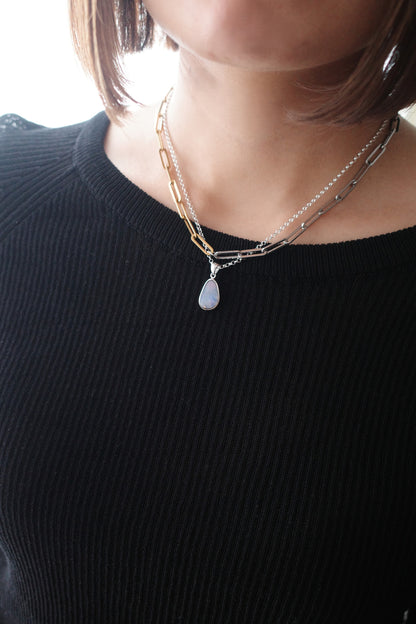 [1点]花の雨 necklace(オパール)