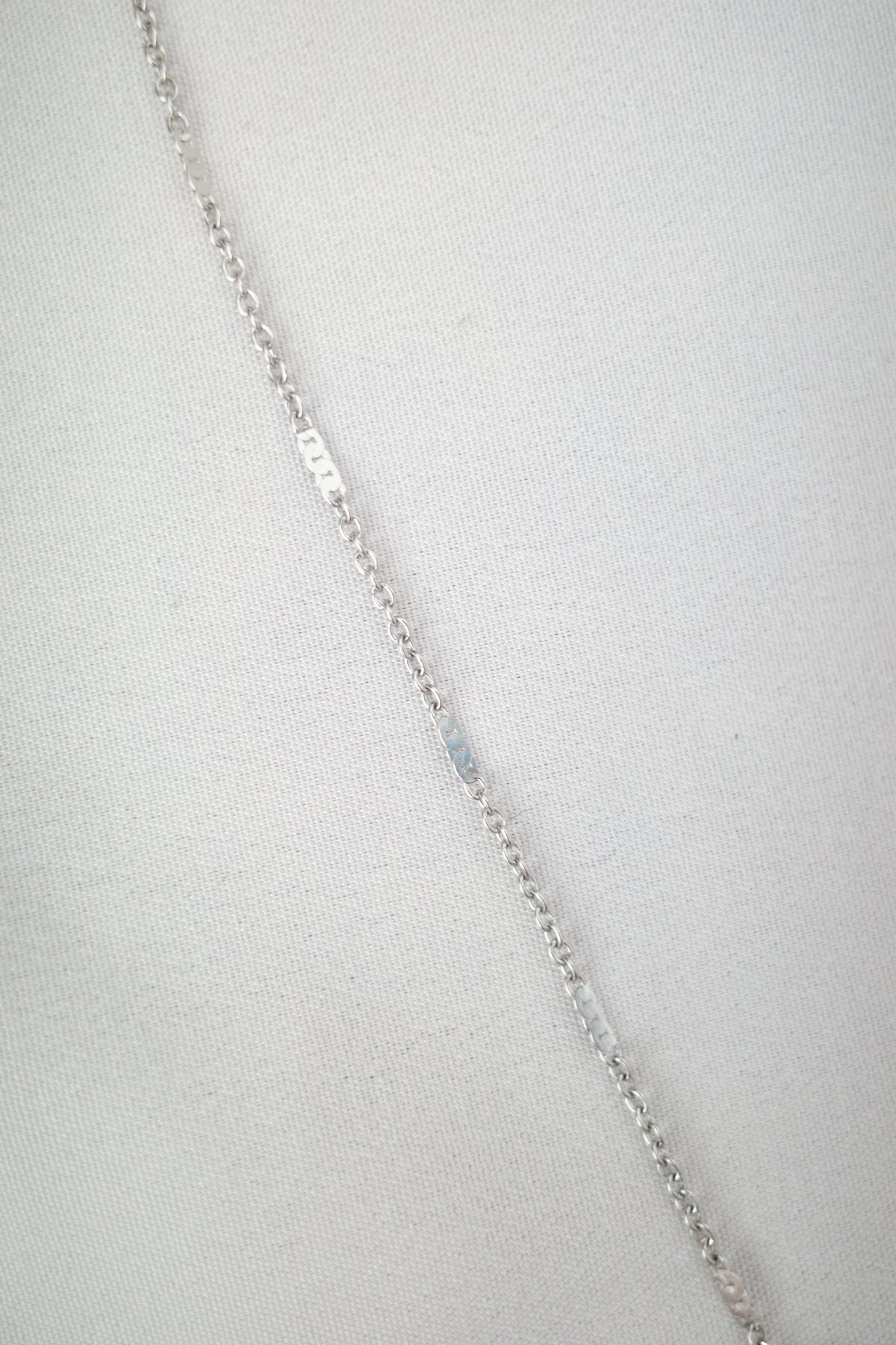 山粧 necklace