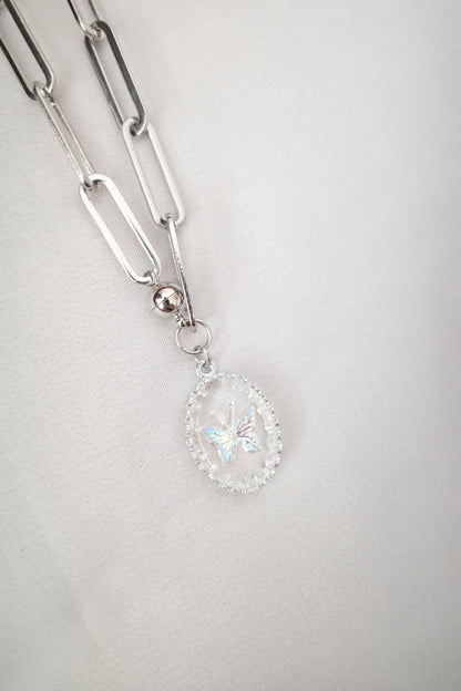 紅葉蝶 necklace