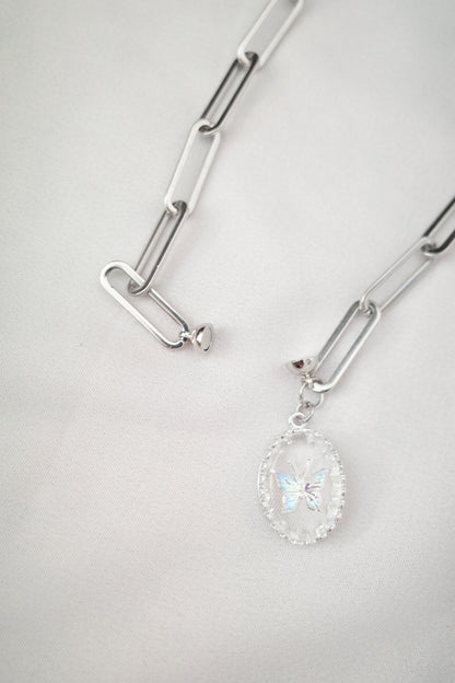 紅葉蝶 necklace